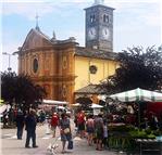 Il mercato settimanale del venerdì di Paesana